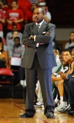 Waters Earns 300th Career Win in 77-66 Victory