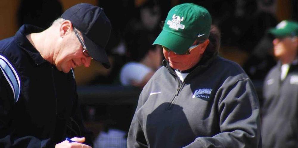 Becky Norris Resigns as Head Softball Coach at Cleveland State
