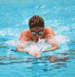 Jen Henshaw Named MCC Women's Swimmer Of The Week