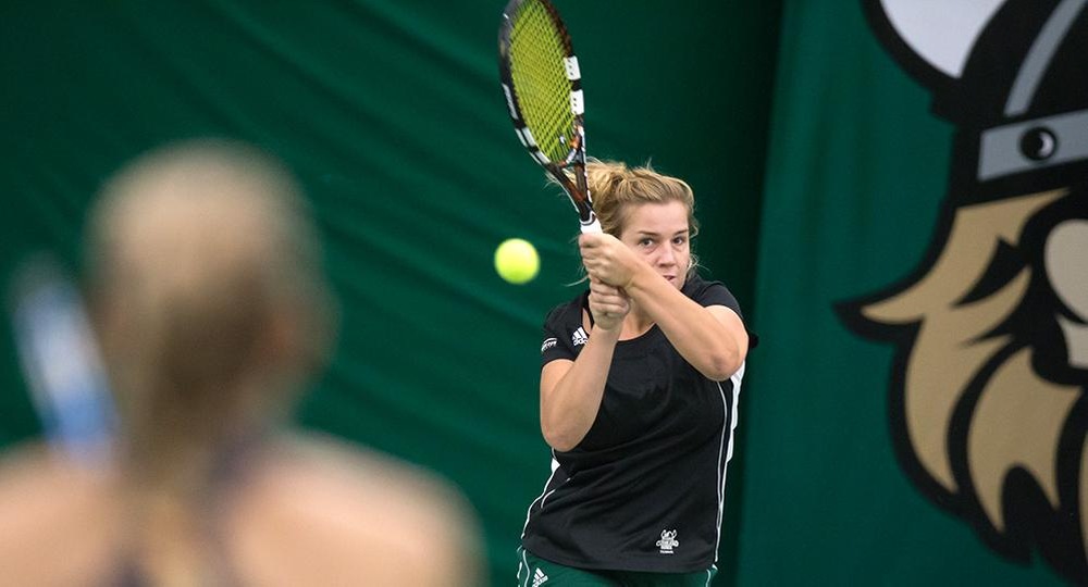 Women’s Tennis Falls At Michigan State, 7-0