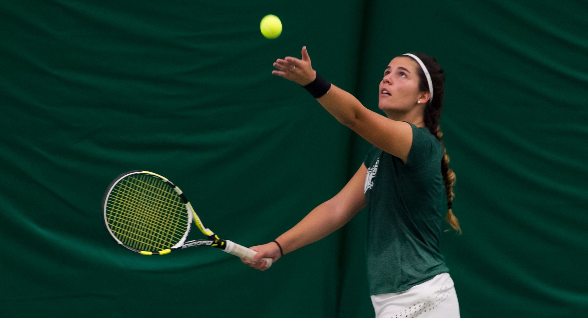 Women’s Tennis Has Success On First Day Of Akron Shootout