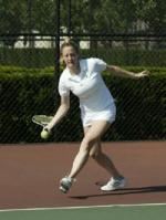 Women's Tennis Defeats St. Francis