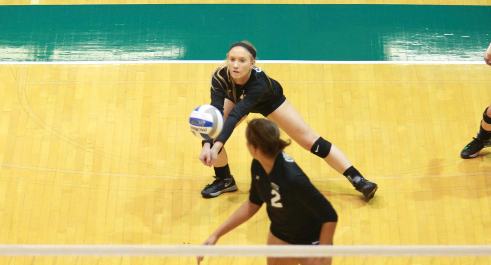 Volleyball Cruises To 3-0 Victory At Oakland