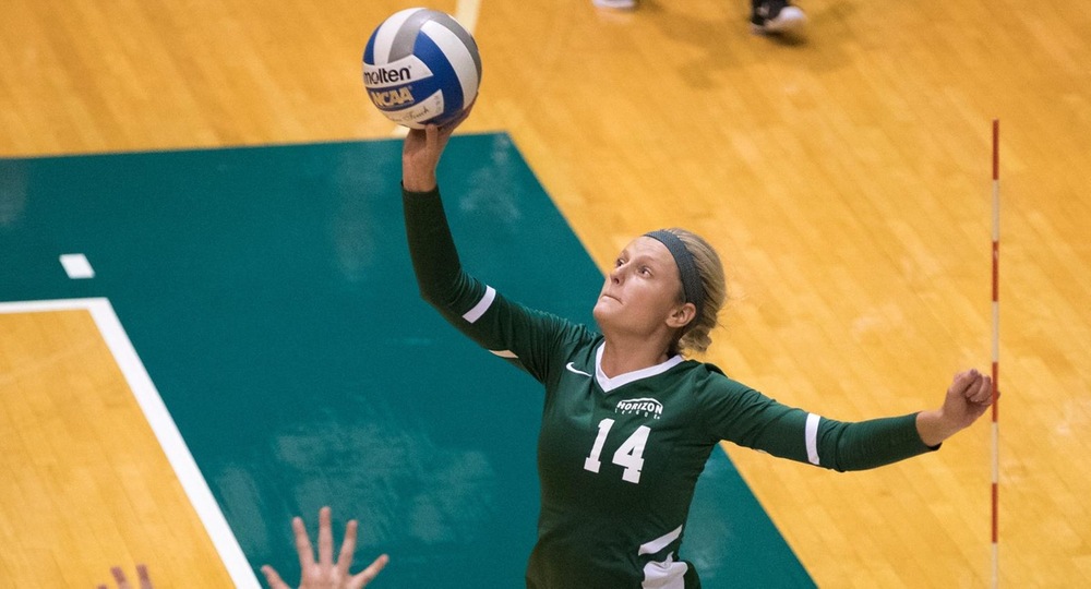 Volleyball Begins #HLVB Play At Milwaukee & UIC This Weekend