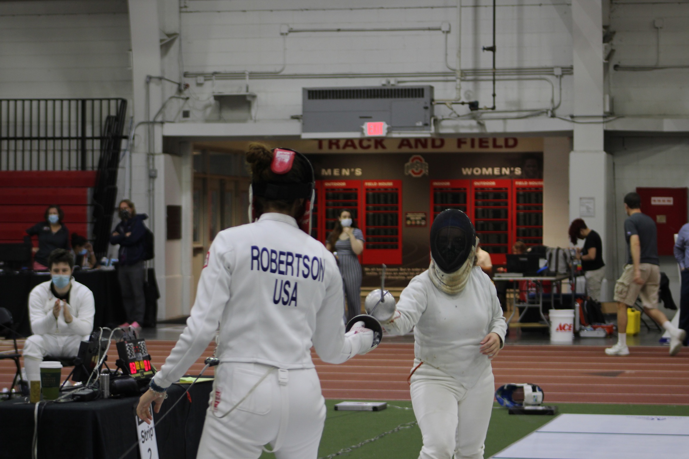 Cleveland State Fencing Sees Men Finish Second and Women Third at Central Collegiate Conference Championships