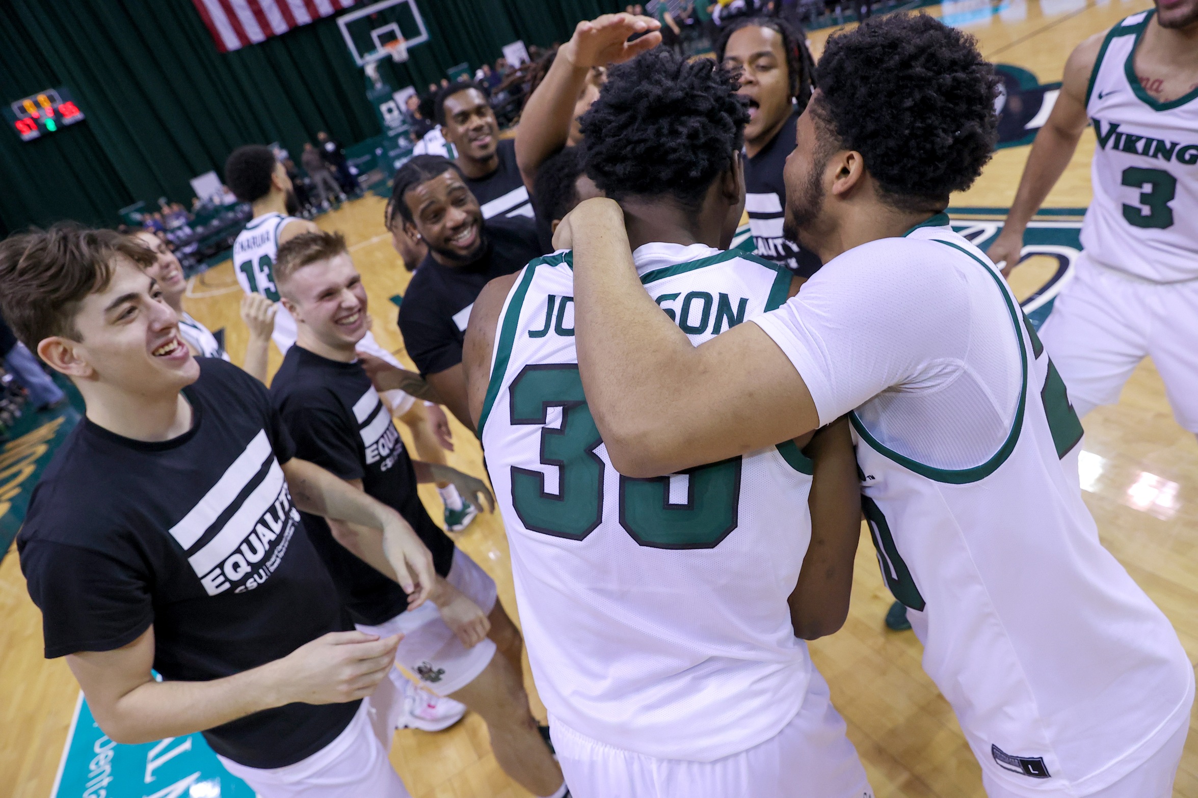 Cleveland State Men’s Basketball Earns Thrilling Victory over Robert Morris