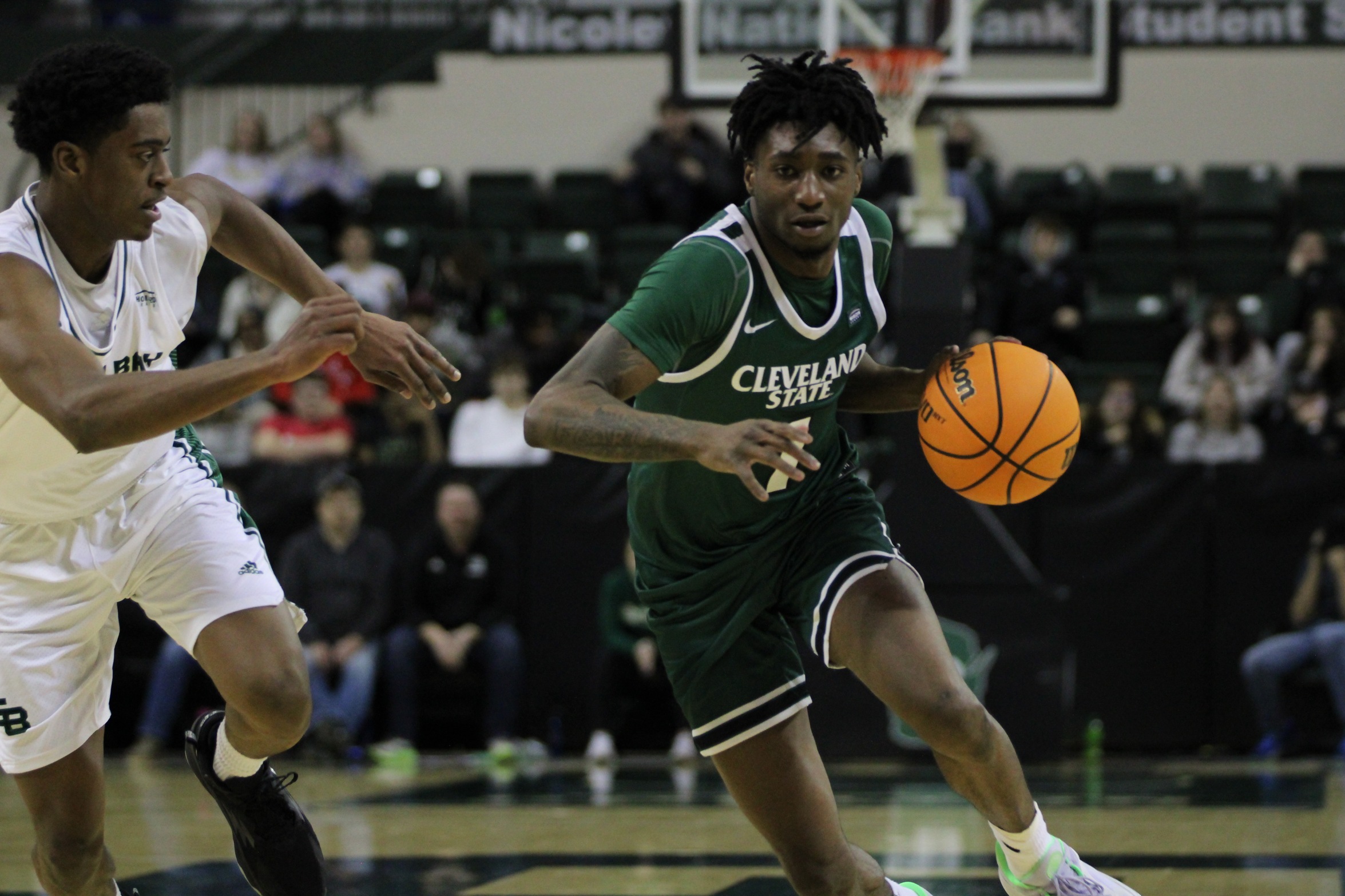 Cleveland State Men’s Basketball Moves into First-Place Tie with Win at Green Bay