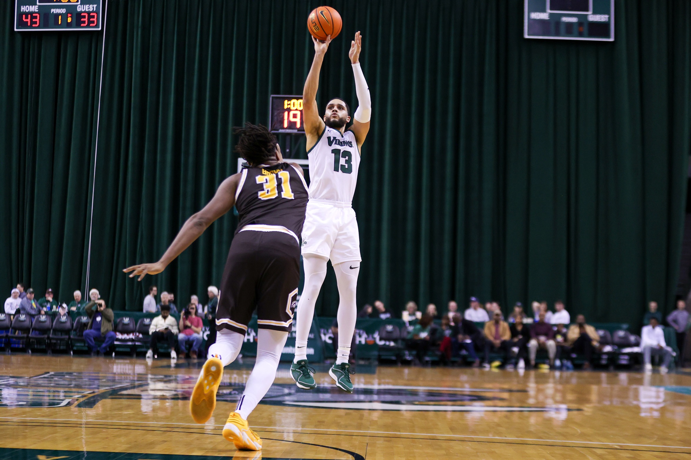 Cleveland State Men's Basketball Set for Saturday Showdown with Purdue Fort Wayne