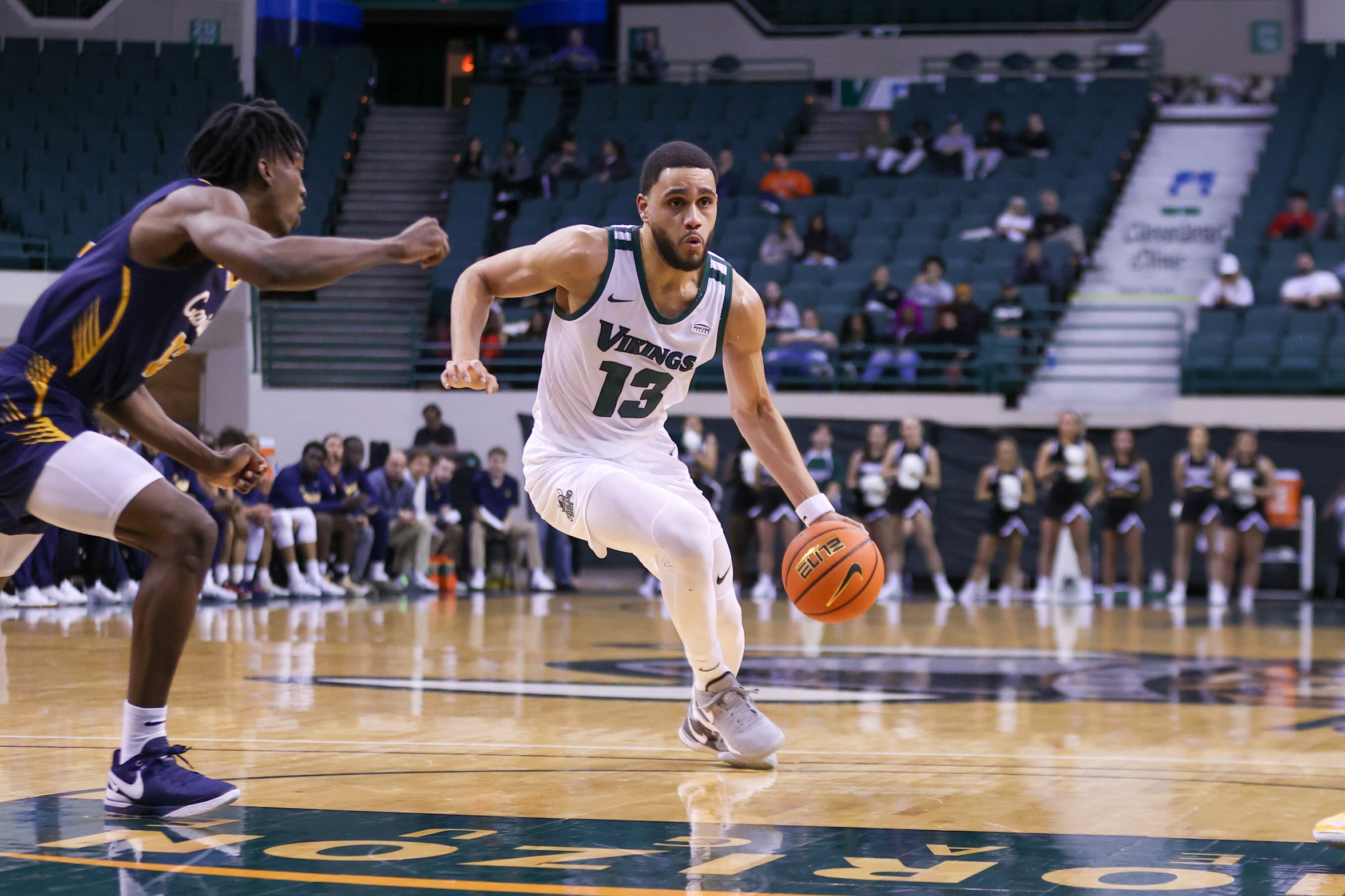 Cleveland State Men's Basketball Resumes #HLMBB Play against Oakland