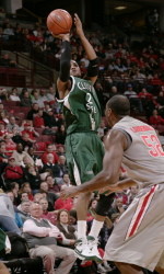 Vikings Lead From Wire-To-Wire, Upend YSU, 77-69