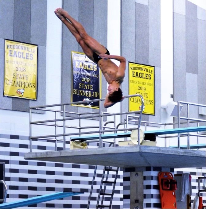 Cleveland State Swimming & Diving Adds Xander Austin
