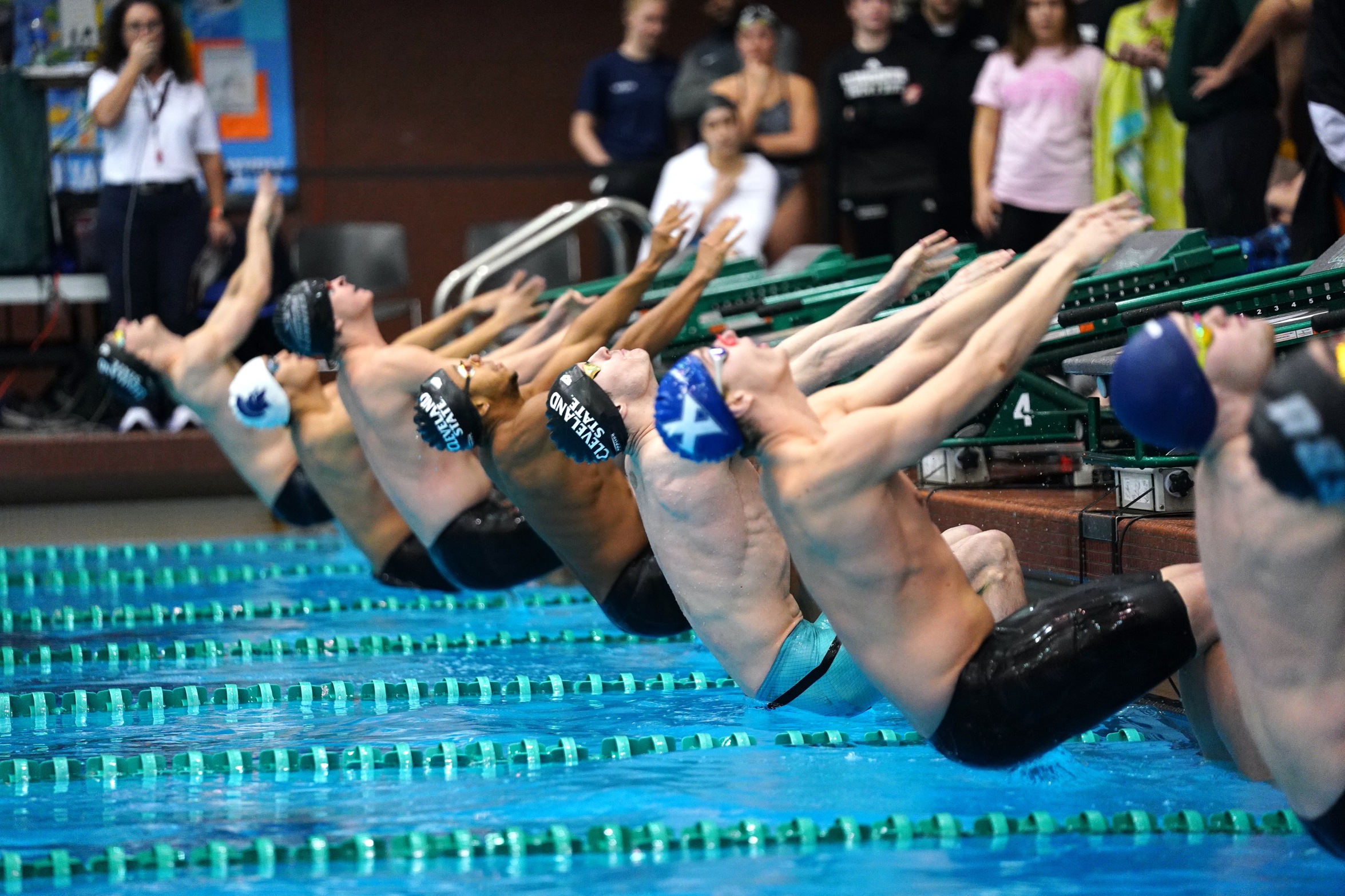 Cleveland State Men's Swimming & Diving Finishes Second at Magnus Cup