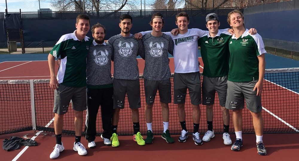 Men’s Tennis Earns 6-1 Victory At UIC; Clinches Share Of #HLMTEN Regular Season Title