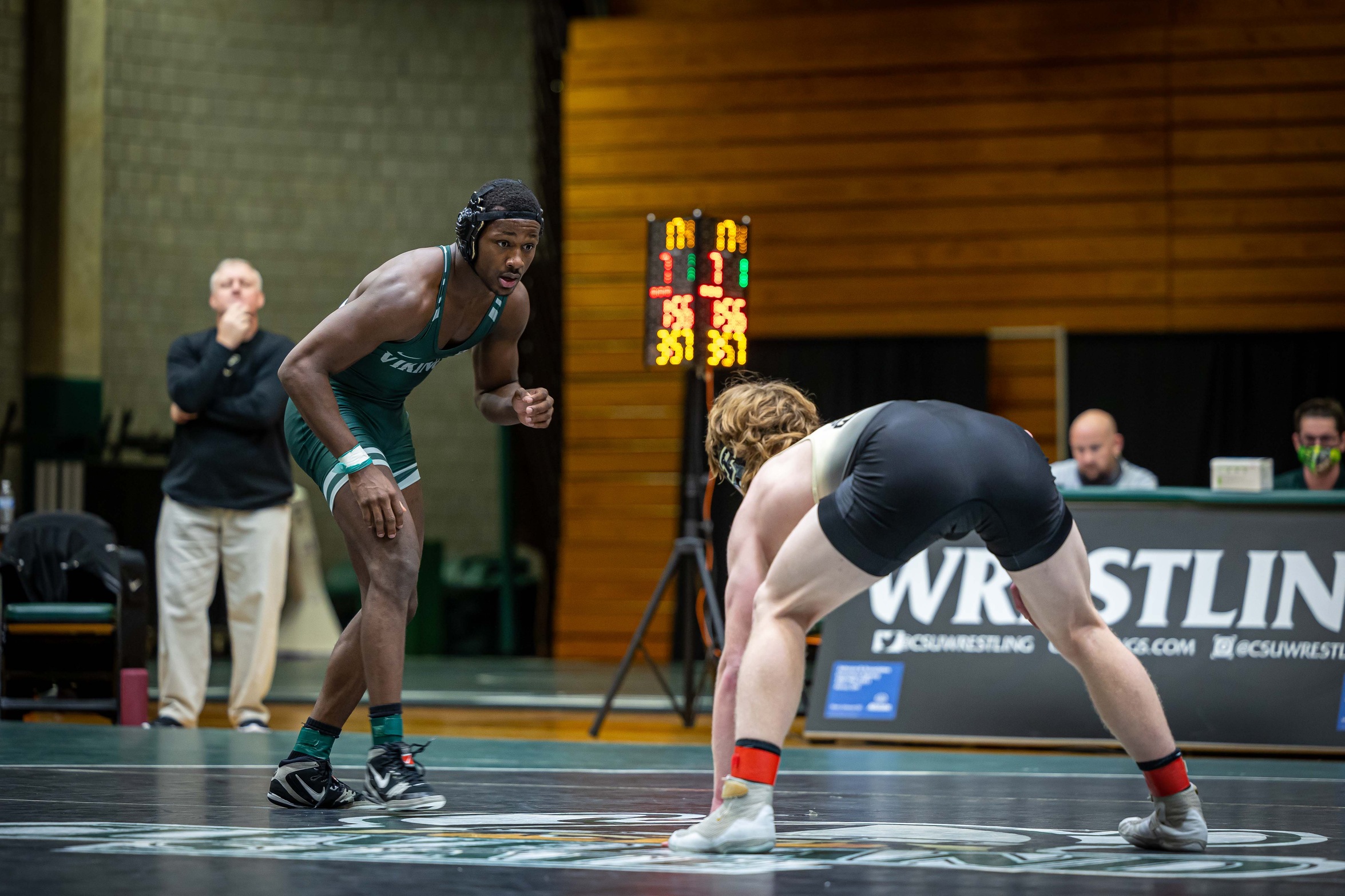 Cleveland State Wrestling Sweeps MAC Tri-Match at Home