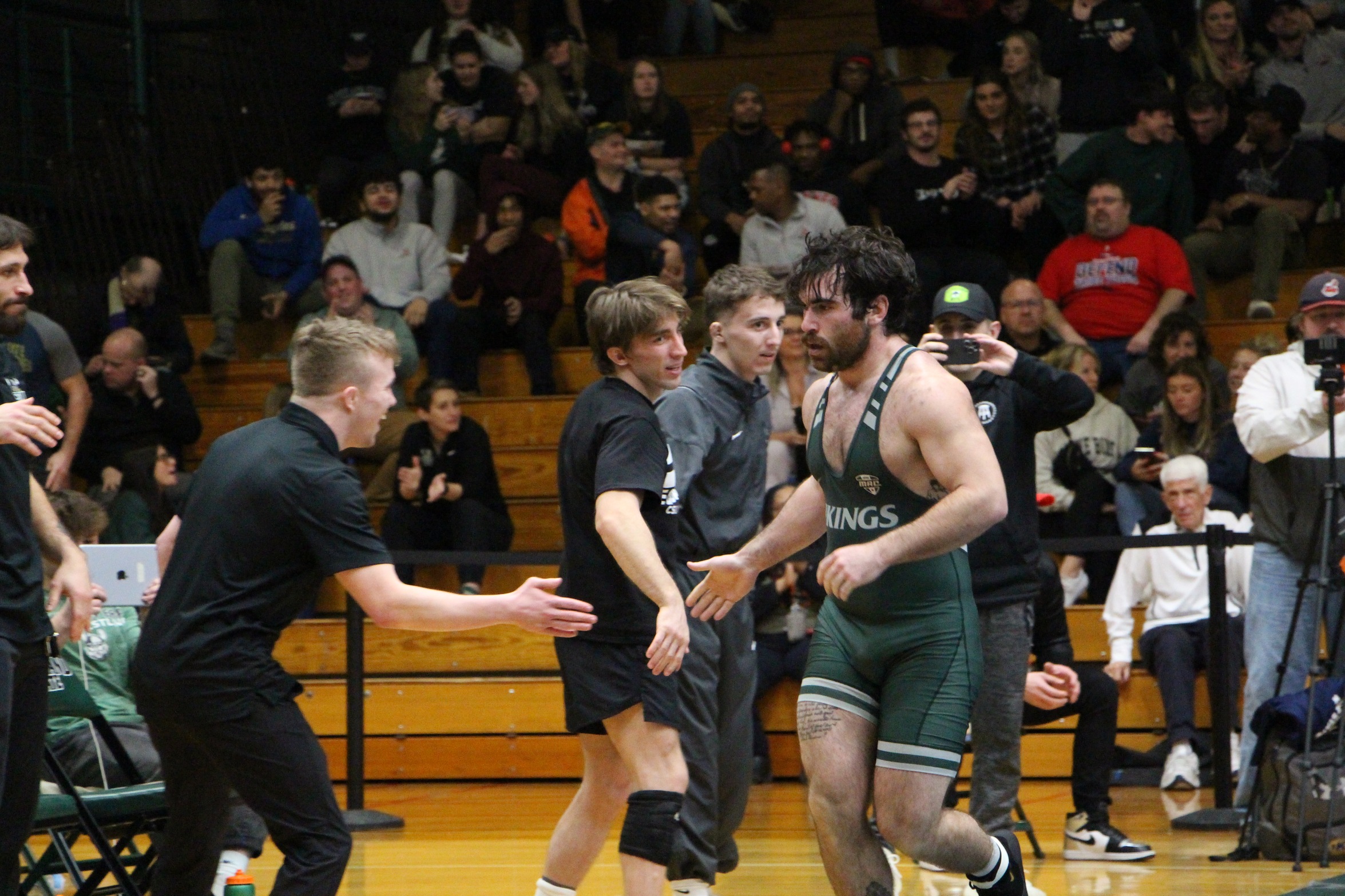 Cleveland State Wrestling Comes From Behind to Defeat Kent State, 18-16