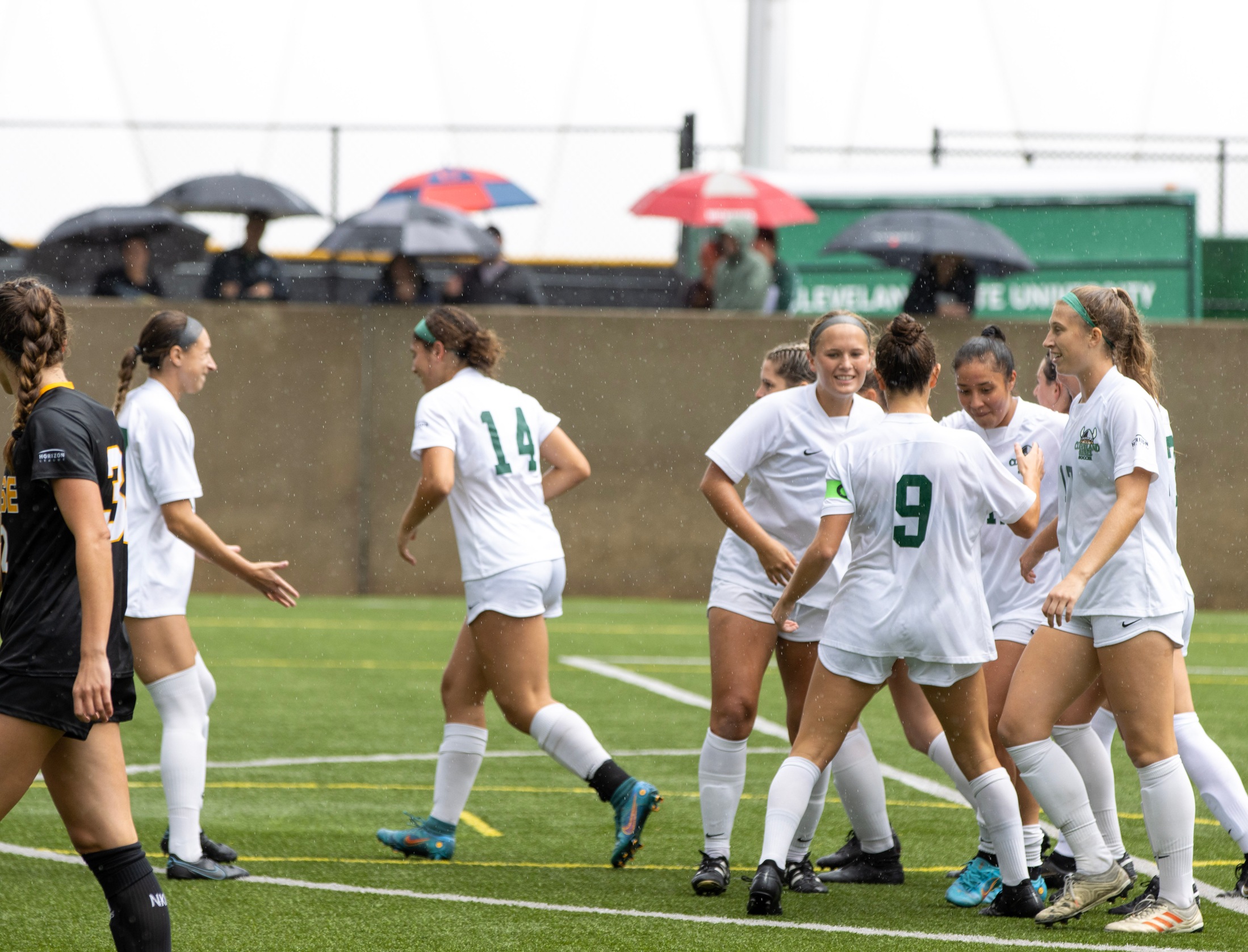 Cleveland State Women's Soccer Uses Big Second Half to Defeat Robert Morris 2-1