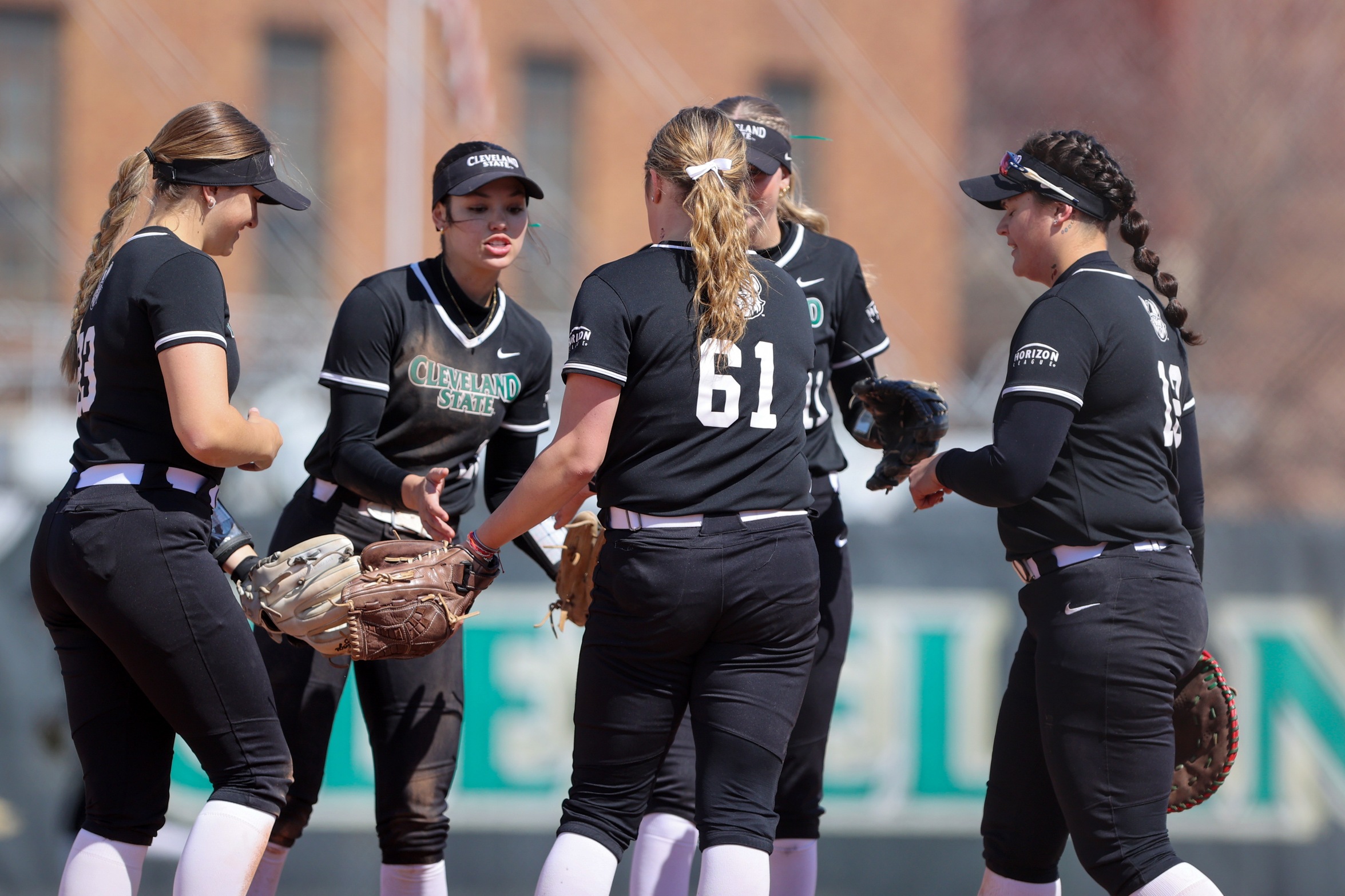 Cleveland State Softball Splits Doubleheader with Oakland
