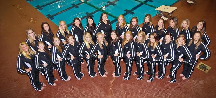 Clevend State Women's Swimming and Diving Team place Fifth at Relays